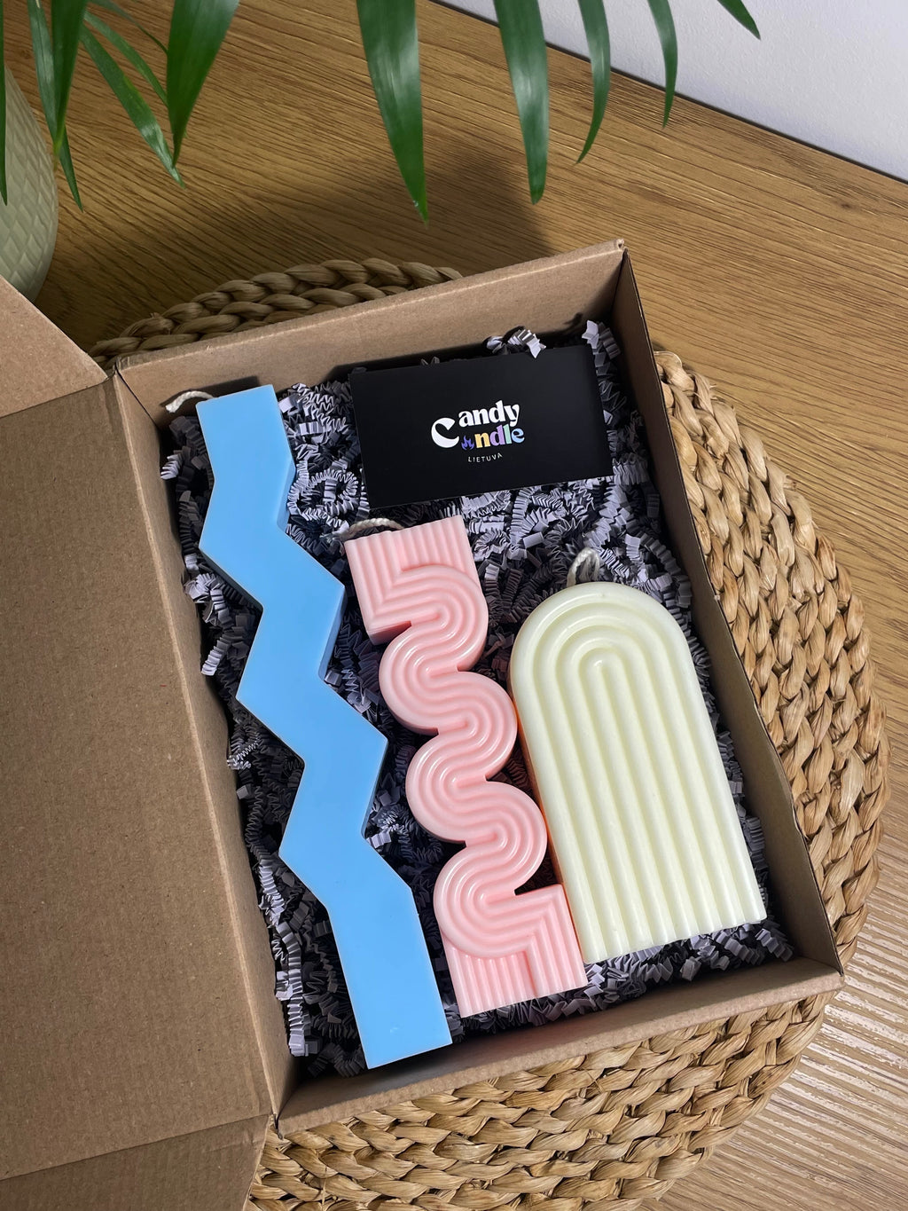 Žvakių MIX dėžutė (3 vnt.)